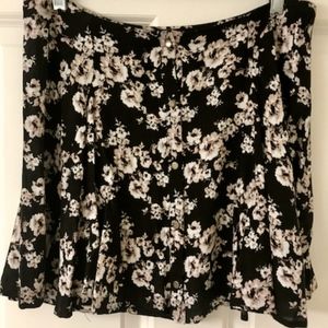 NWOT Forever 21 Floral Button Down Midi Skirt